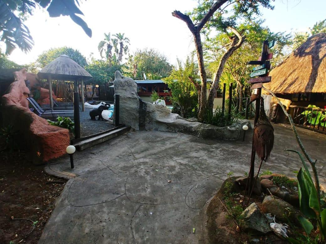 Pumusa Bushcamp Hluhluwe Bagian luar foto