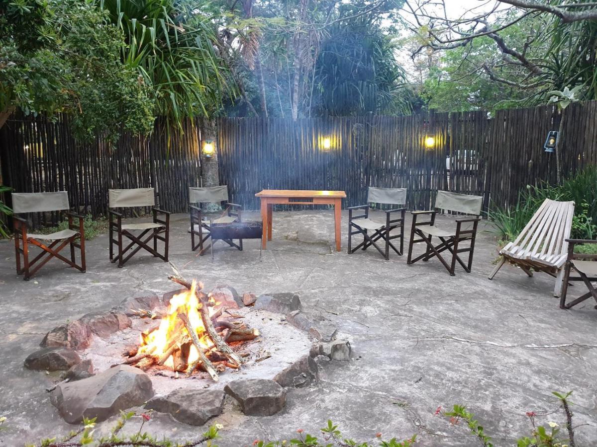 Pumusa Bushcamp Hluhluwe Bagian luar foto