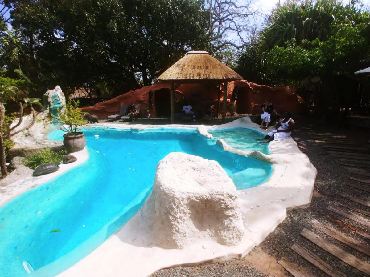 Pumusa Bushcamp Hluhluwe Bagian luar foto